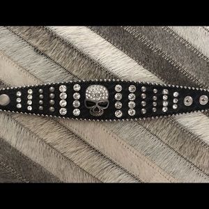 Silver/Black skull bracelet